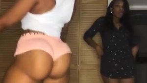 Ebony Chicks Webcam Show