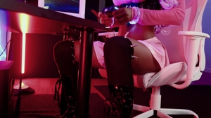 Brazzers: Isiah Fucks Demi in Reverse Cowgirl with Boots On