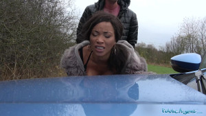 Public Agent British Ebony Queen Kiki Minaj Fucked Outside