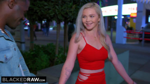 Her Boyfriend Let Her Have A Real Man For Once