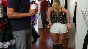 Boutique Quickie, Anyone?