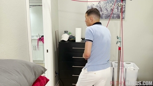 Public handjob leads to creampie end